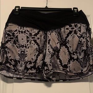 Lululemon Athletica Sunset Sensation Short
Sz 4, NWT